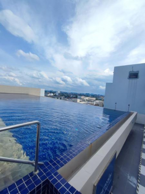 Kuching Podium Apartment Near Aeon Mall 3rd Mile